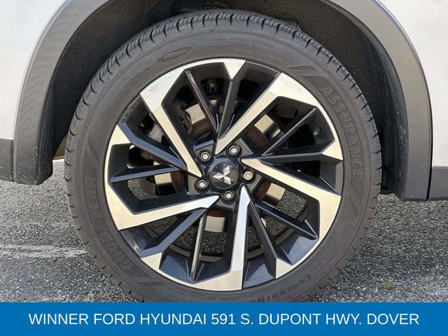 Used 2022 Mitsubishi Outlander SE AWD/4WD image 9