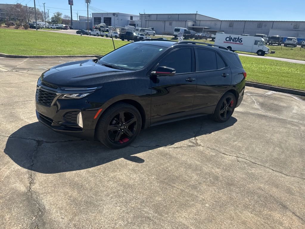 Used 2023 Chevrolet Equinox Premier image 2
