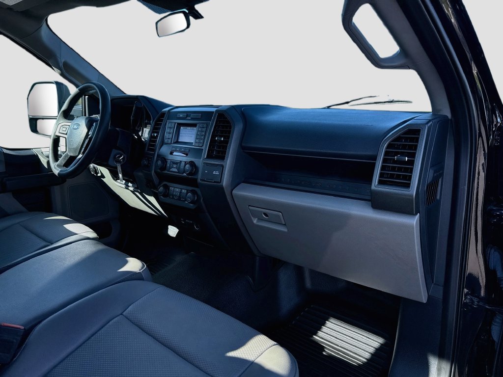Certified 2022 Ford F250 XL w/ Power Equipment Group AWD/4WD image 24