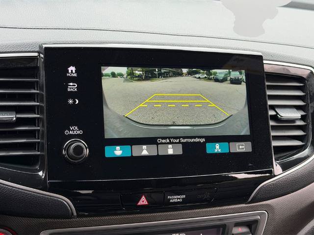 Used 2025 Honda Passport TrailSport image 21