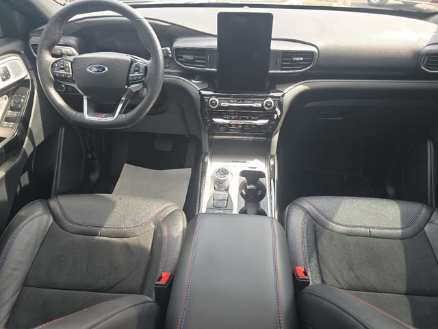 Certified 2023 Ford Explorer ST w/ Technology Package image 28