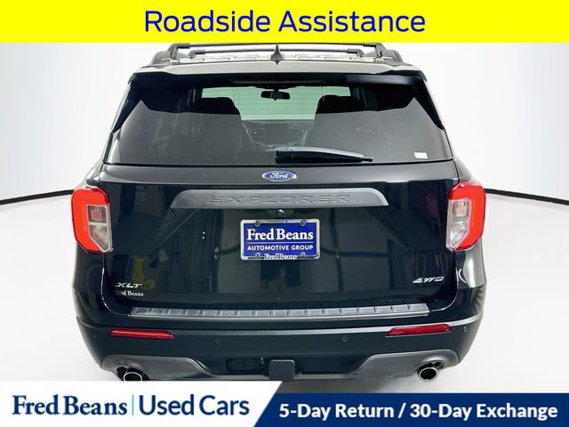 Certified 2023 Ford Explorer XLT w/ Equipment Group 202A AWD/4WD image 8