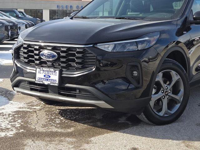 Certified 2025 Ford Escape ST-Line Select image 2