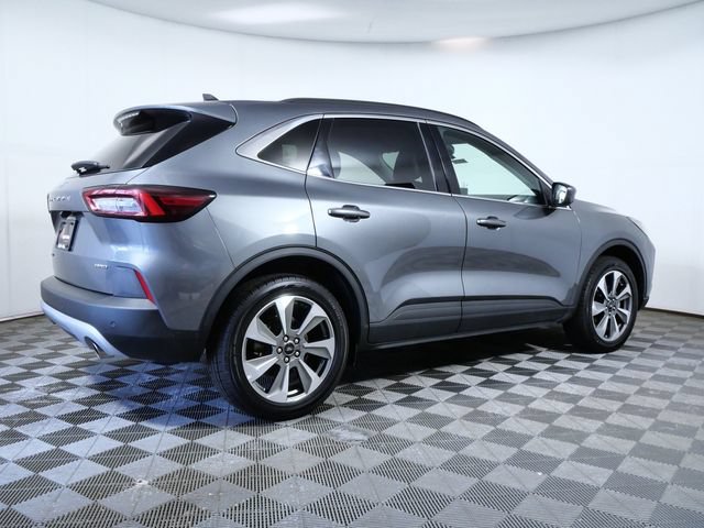 Certified 2025 Ford Escape Platinum AWD/4WD image 6