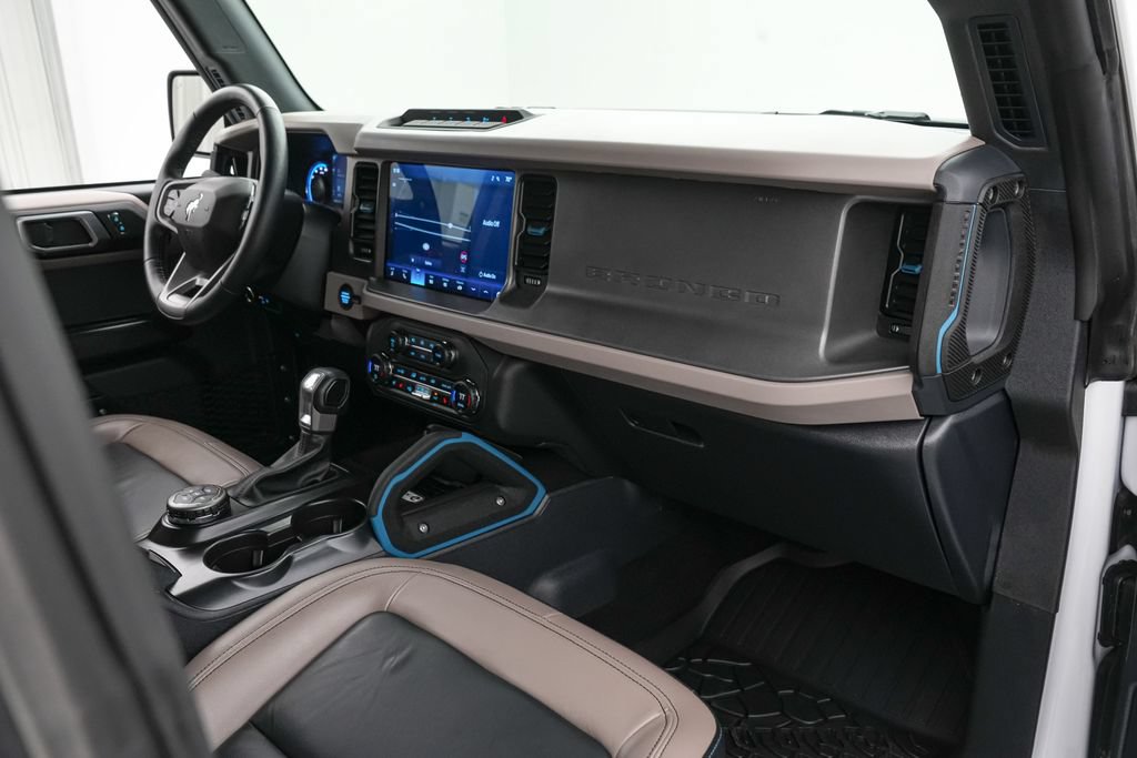 Certified 2024 Ford Bronco Wildtrak AWD/4WD image 28