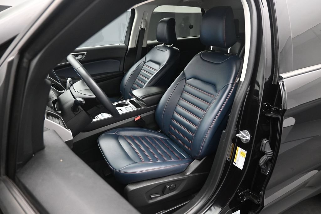 Certified 2024 Ford Edge SEL w/ Sport Appearance Package AWD/4WD image 8