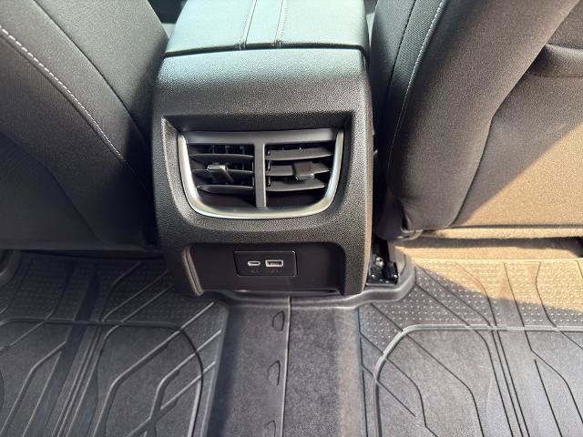 Used 2024 Chevrolet Blazer LT w/ Convenience Package FWD image 18