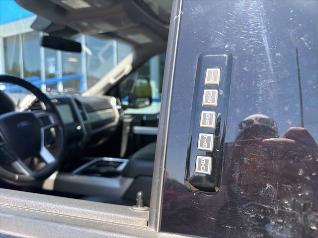 Certified 2021 Ford F250 Lariat image 4