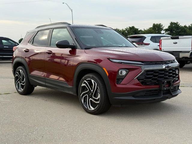 Used 2025 Chevrolet TrailBlazer RS w/ Convenience Package FWD image 8