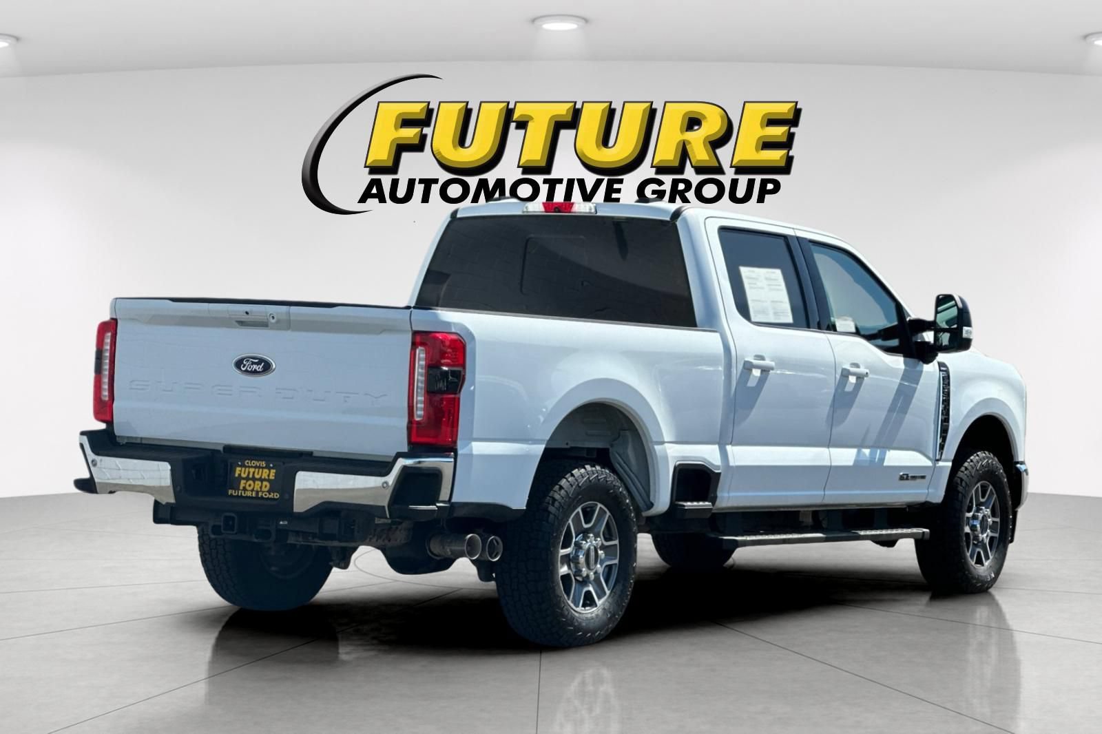 Certified 2024 Ford F250 Lariat AWD/4WD image 3