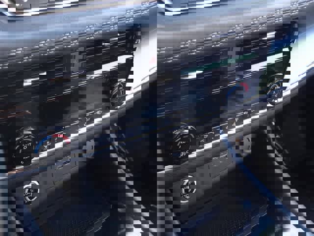 Used 2021 Nissan Rogue SV image 12