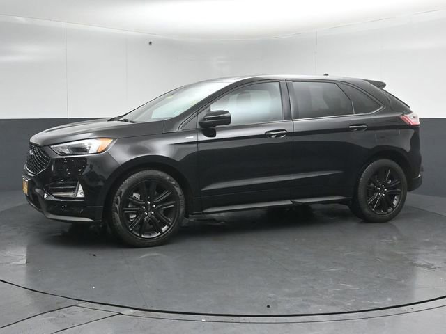 Certified 2021 Ford Edge ST-Line w/ Class II Trailer Tow Package image 2