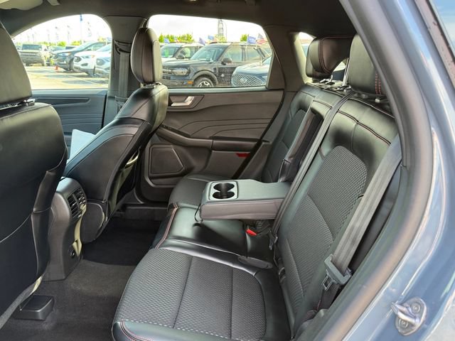 Certified 2024 Ford Escape ST-Line w/ Tech Pack #1 AWD/4WD image 9