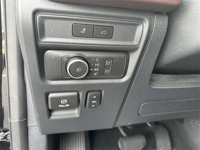 Certified 2022 Ford Expedition Limited image 32