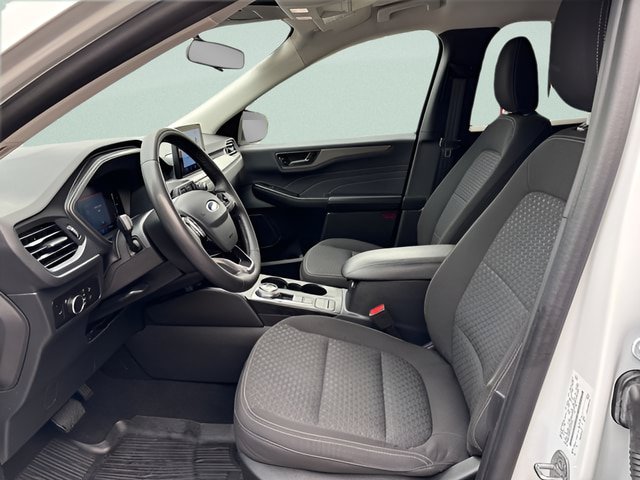 Certified 2023 Ford Escape Active AWD/4WD image 4