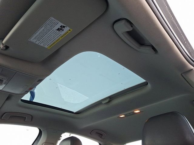 Used 2019 Volkswagen Jetta SEL w/ Cold Weather Package image 22