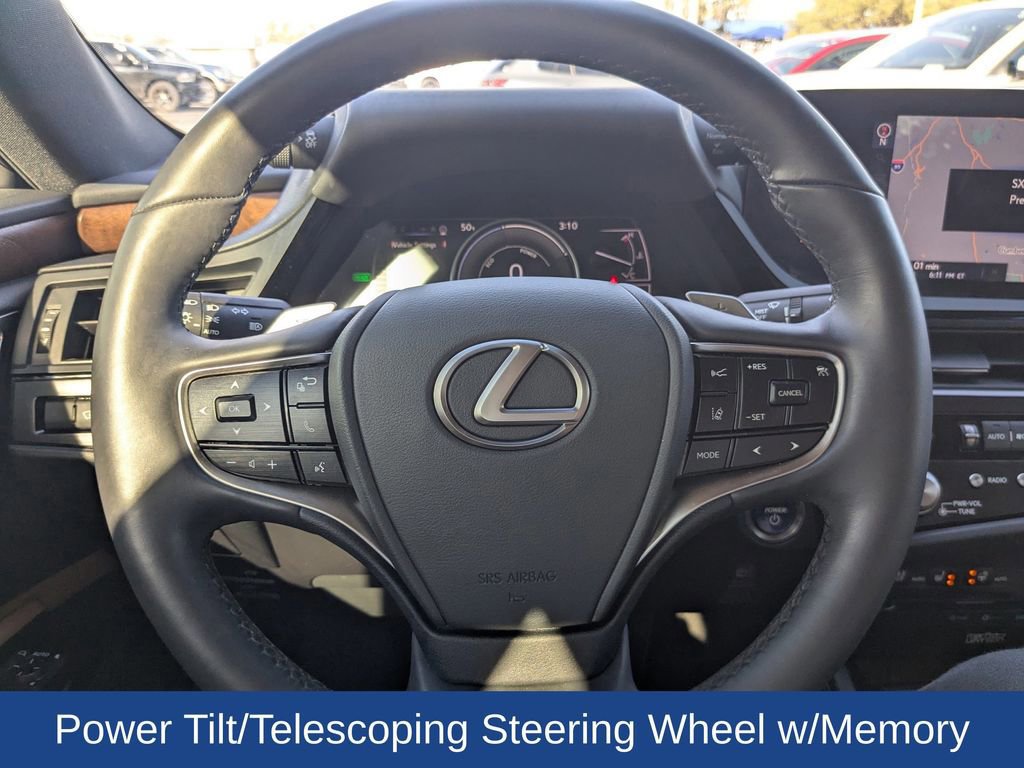 Used 2022 Lexus ES 300h w/ Premium Package FWD image 28