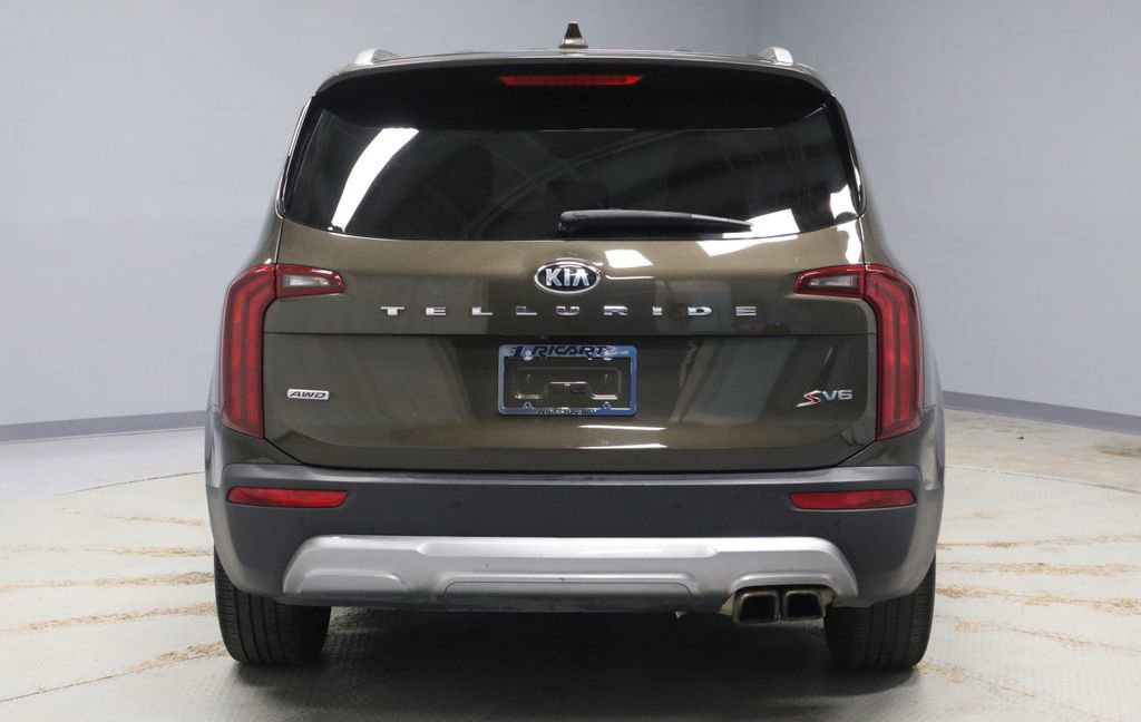 Used 2020 Kia Telluride S w/ S 8 Passenger Seating Package image 4
