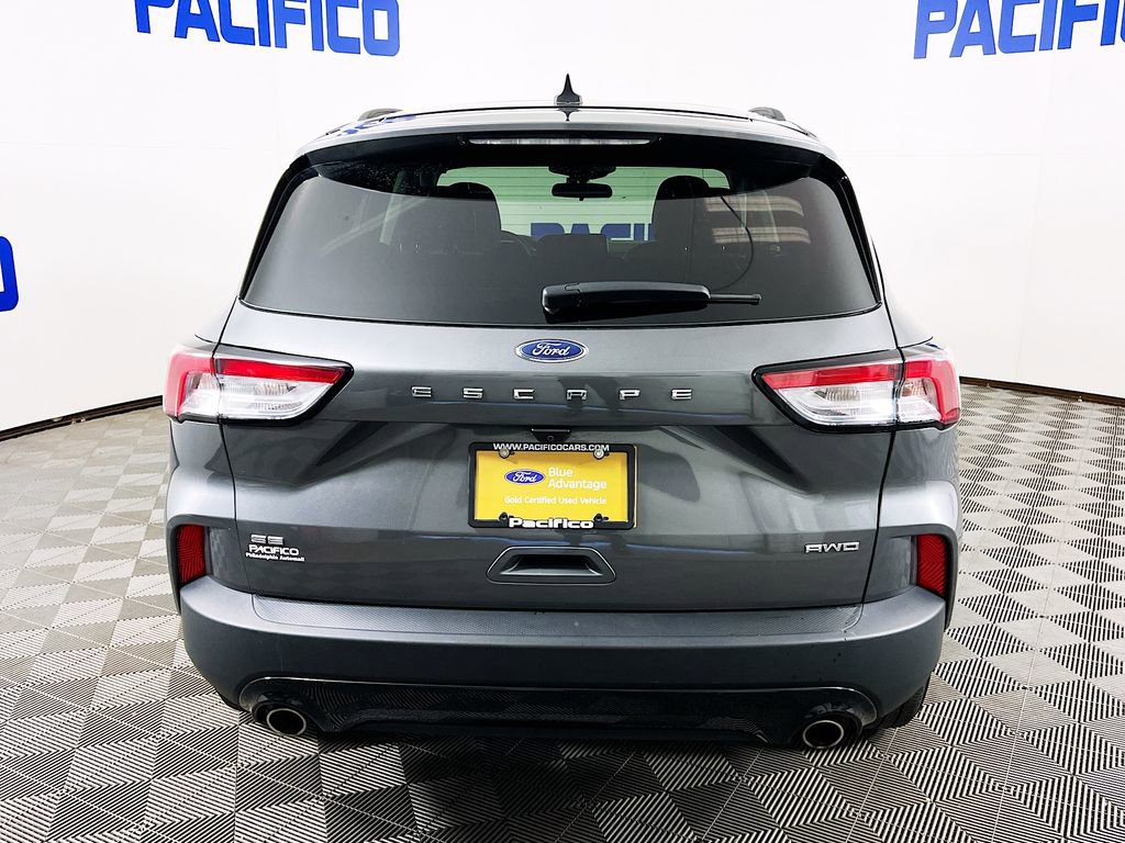 Certified 2022 Ford Escape SE w/ SE Sport Appearance Package AWD/4WD image 7