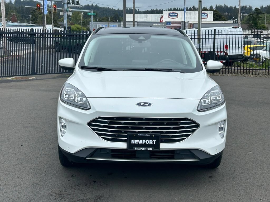 Certified 2022 Ford Escape Titanium w/ Titanium Elite Package AWD/4WD image 2