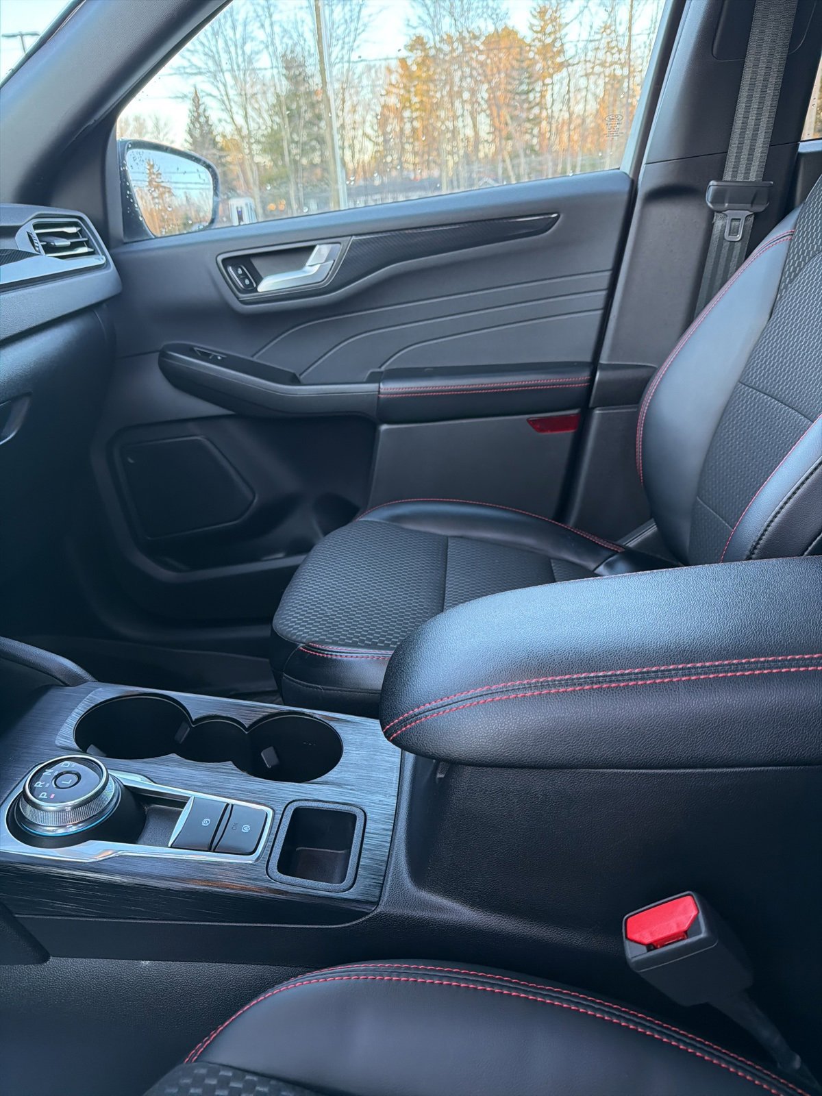 Certified 2023 Ford Escape ST-Line Select w/ Tech Pack #1 image 18