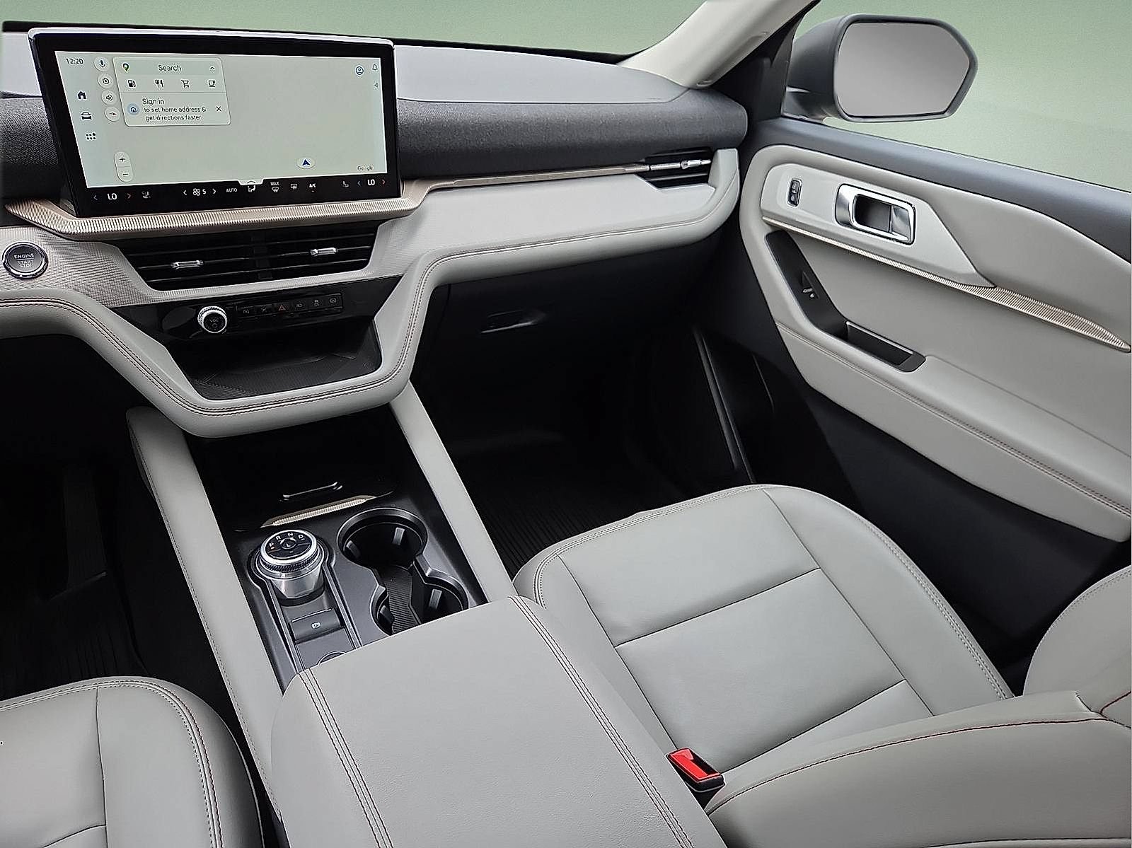 Certified 2025 Ford Explorer Active w/ Active Comfort Package AWD/4WD image 13
