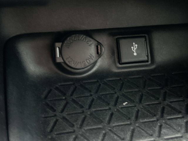 Used 2021 Toyota RAV4 XLE FWD image 35