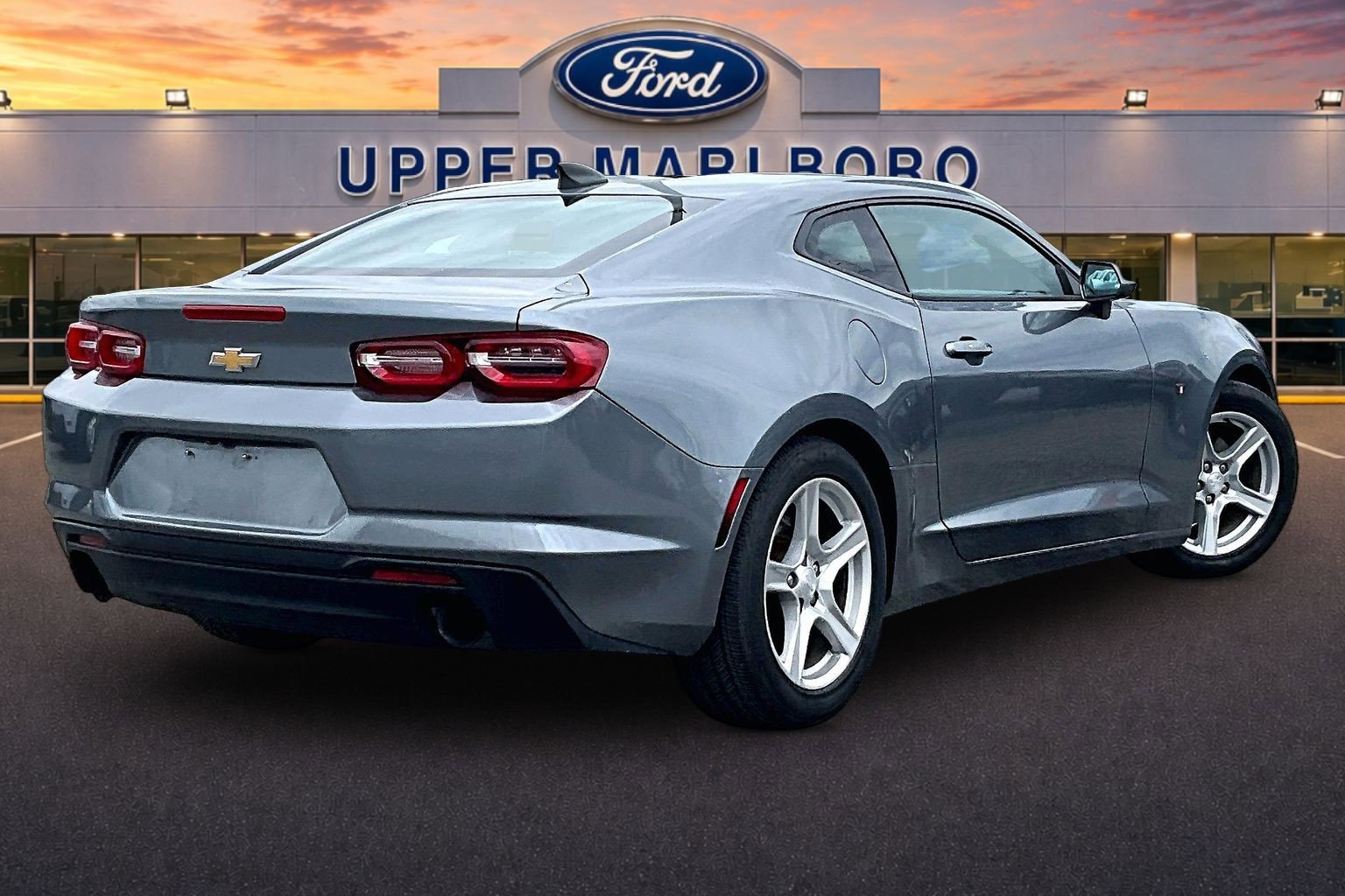 Used 2019 Chevrolet Camaro LT RWD image 13
