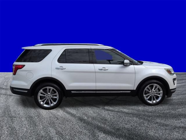 Certified 2019 Ford Explorer Limited w/ Ford Safe & Smart Package FWD image 3