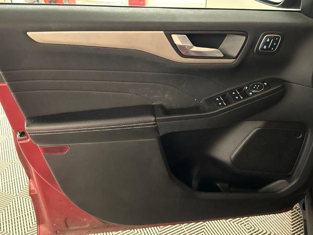 Certified 2022 Ford Escape SEL w/ Technology Package image 15