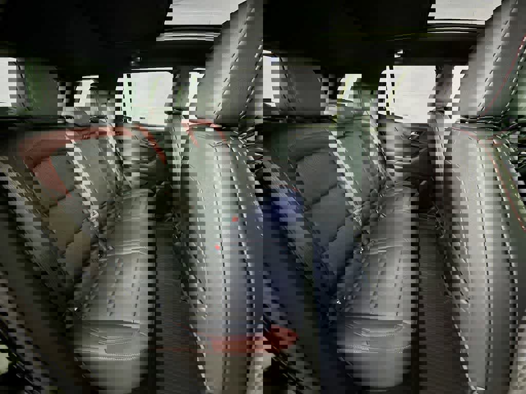 Used 2025 Chevrolet Equinox RS w/ Safety and Technology Package image 30