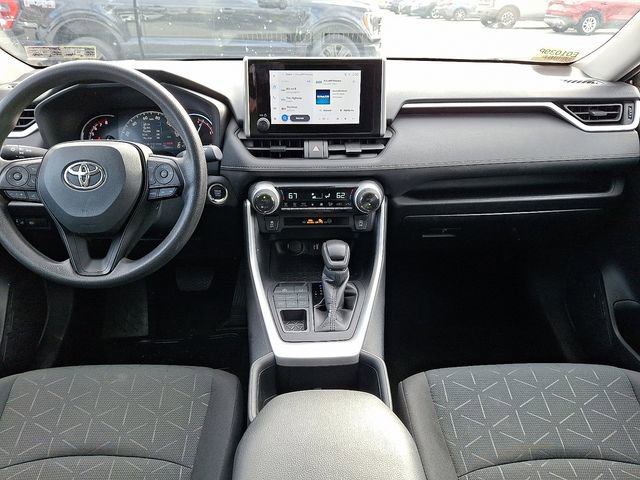 Used 2024 Toyota RAV4 XLE image 16