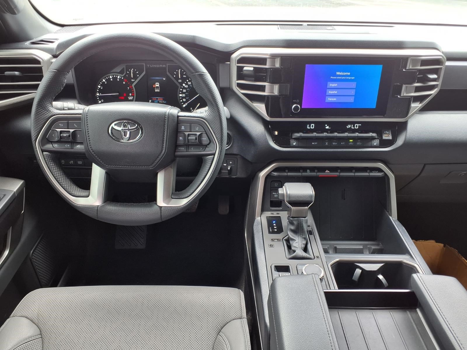 Used 2025 Toyota Tundra SR5 w/ SR5 Premium Package AWD/4WD image 12