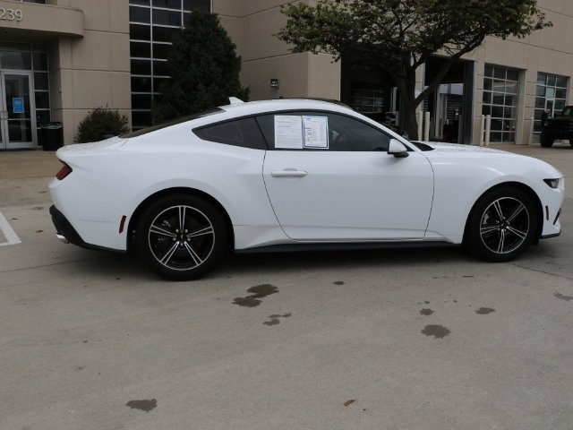 Certified 2024 Ford Mustang Coupe RWD image 7