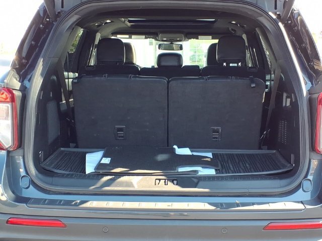 Certified 2022 Ford Explorer ST w/ Equipment Group 401A AWD/4WD image 9