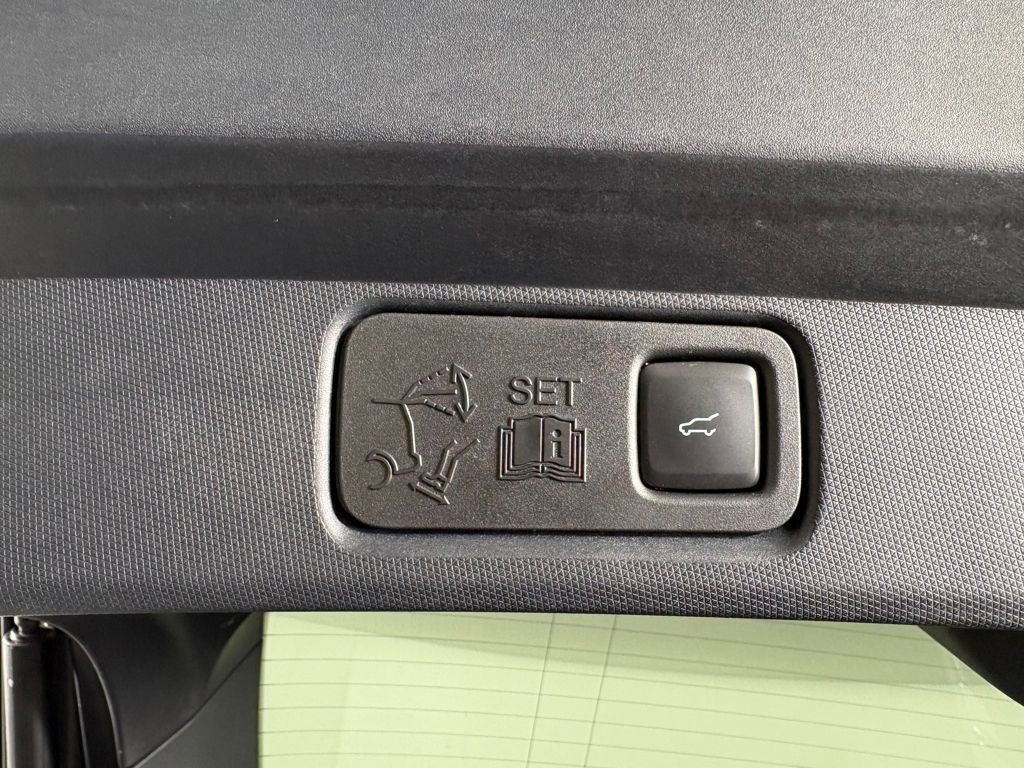 Certified 2023 Ford Mustang Mach-E GT w/ GT Performance Edition image 32