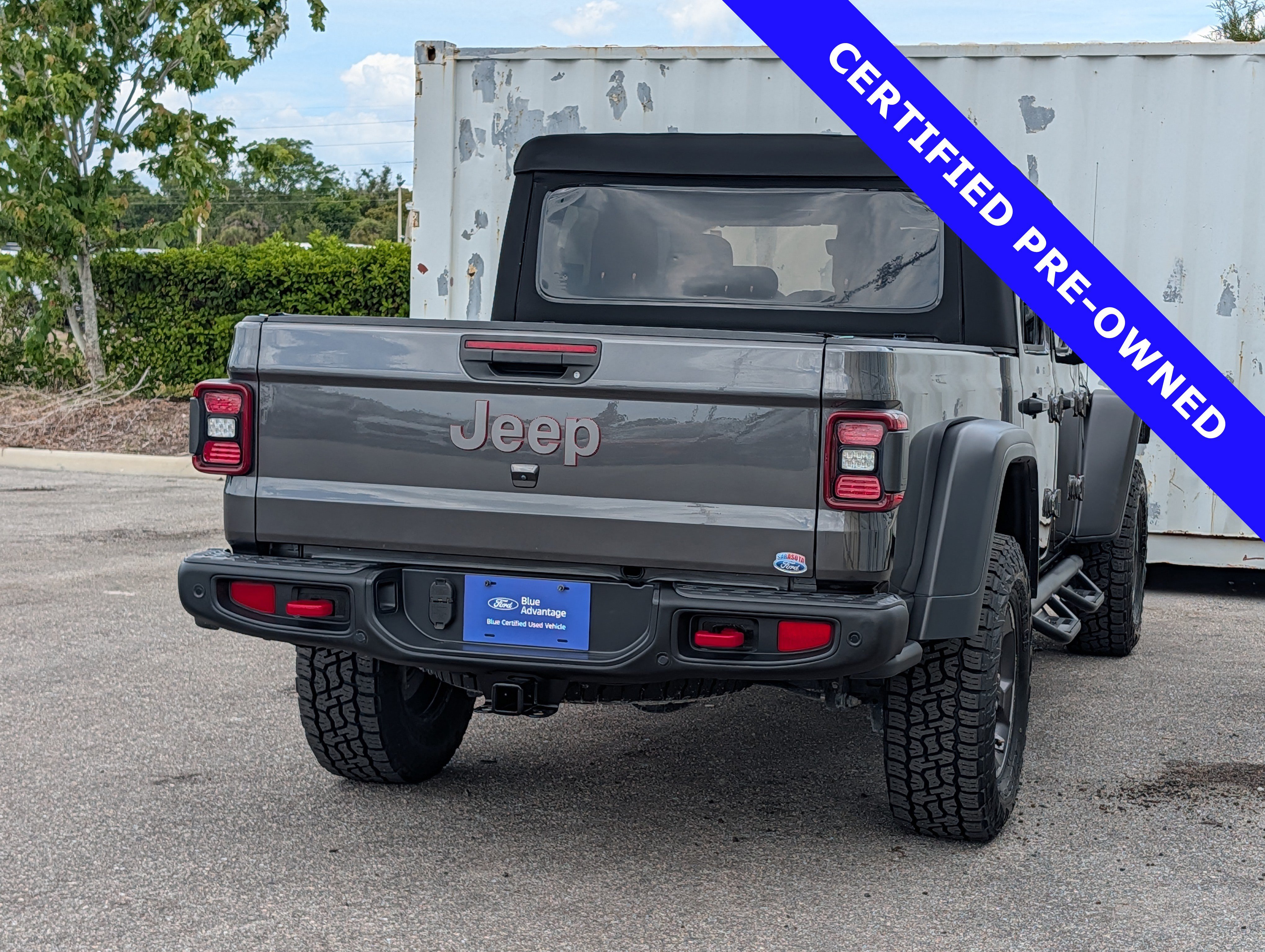 Used 2020 Jeep Gladiator Rubicon AWD/4WD image 4