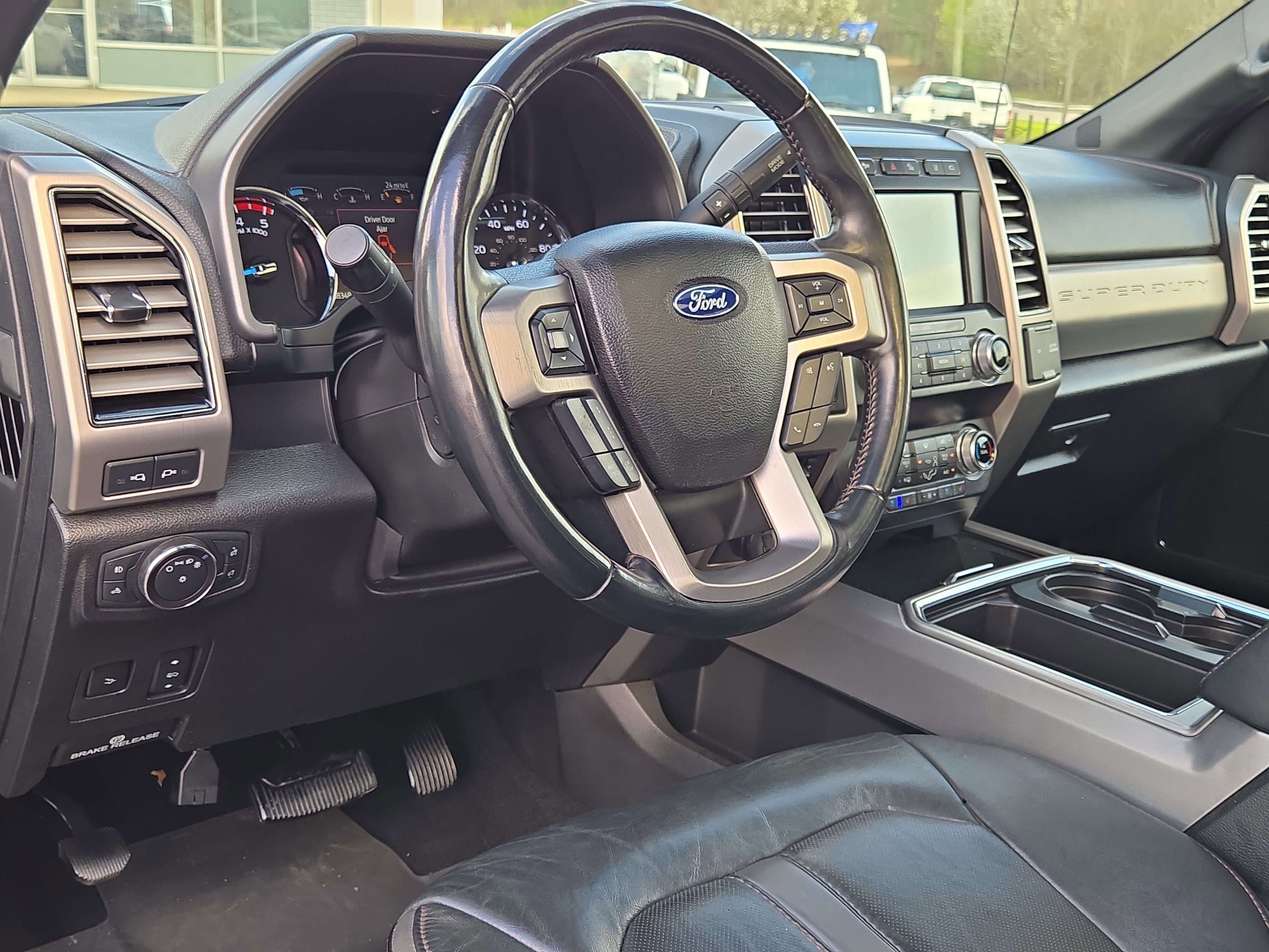 Certified 2020 Ford F250 Platinum w/ Tremor Off-Road Package image 17