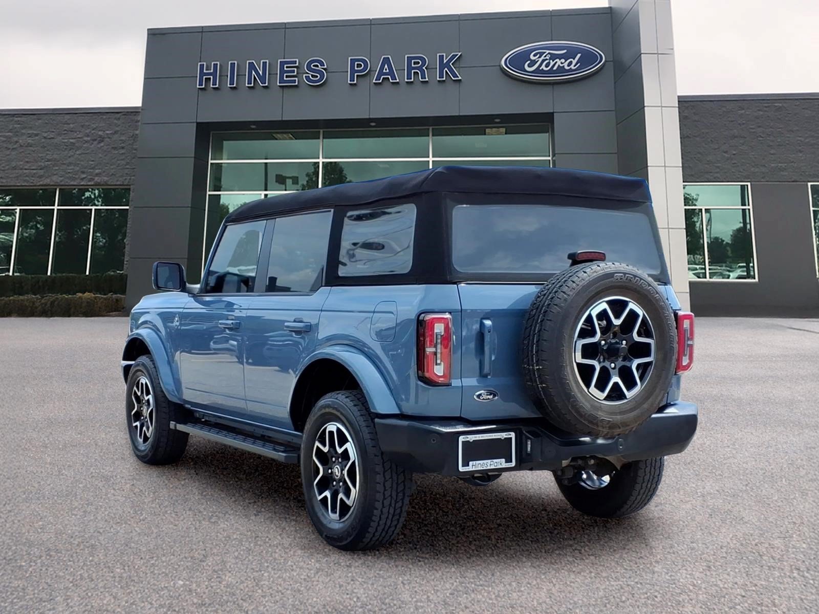 Certified 2024 Ford Bronco Outer Banks AWD/4WD image 5