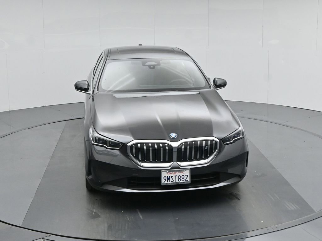 Used 2024 BMW i5 eDrive40i image 42