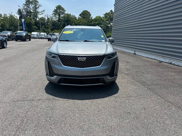 Used 2023 Cadillac XT6 Premium Luxury FWD image 2