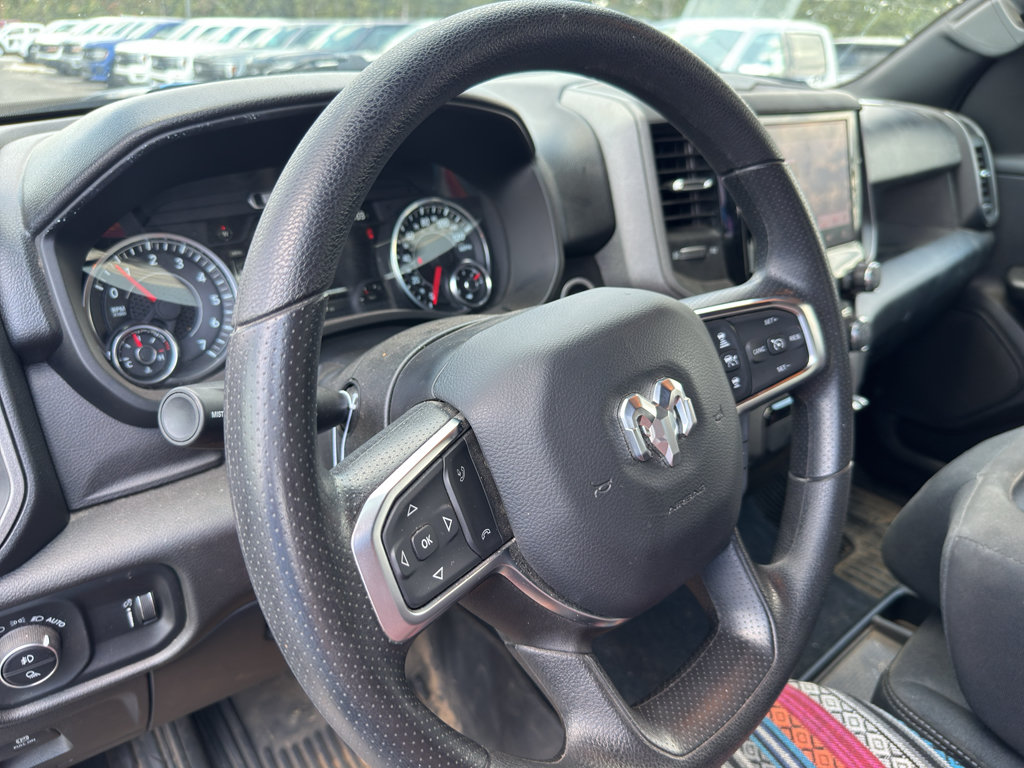 Used 2025 RAM 1500 Warlock AWD/4WD image 12