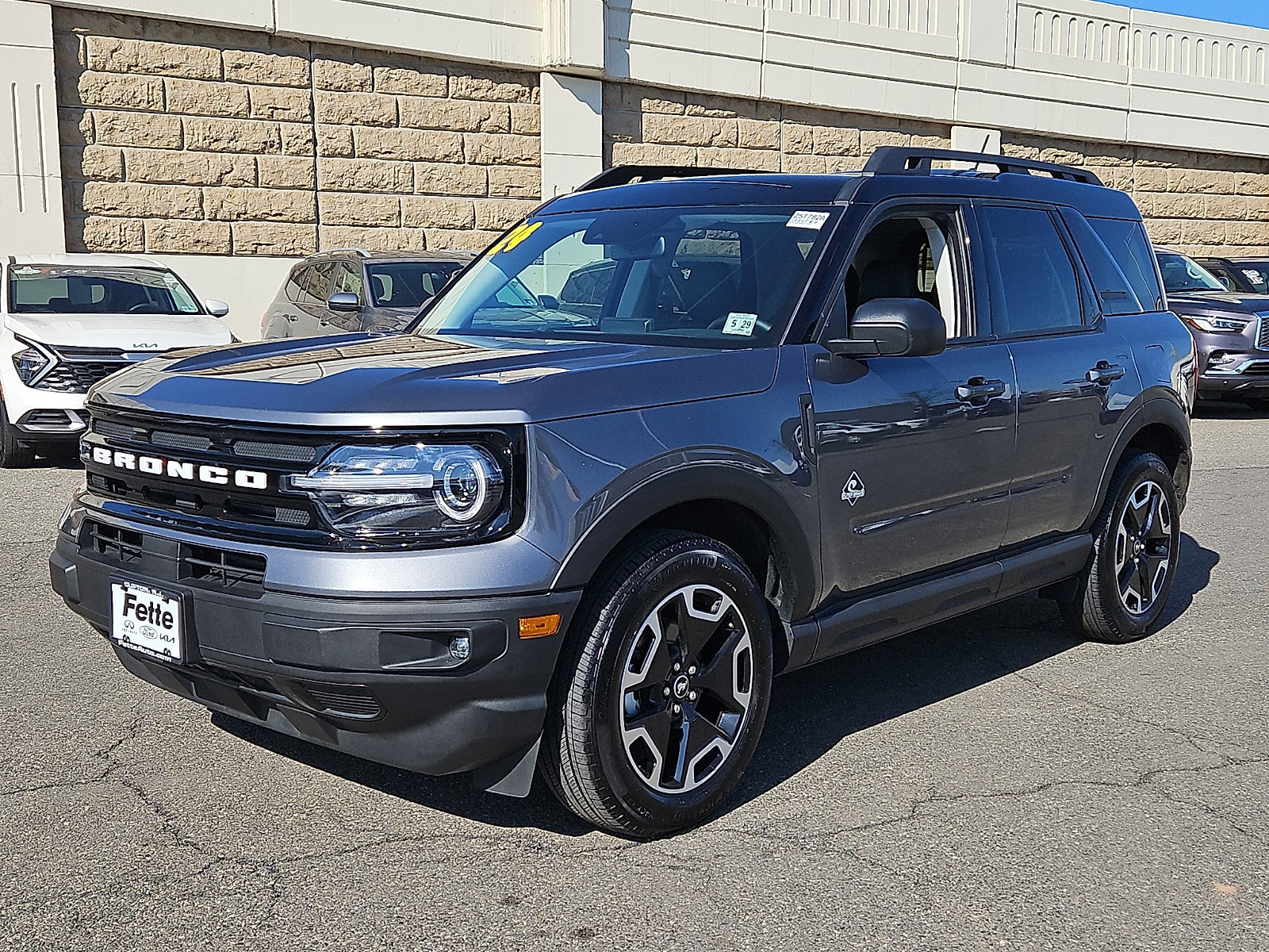 Certified 2024 Ford Bronco Sport Outer Banks w/ Tech Package image 6