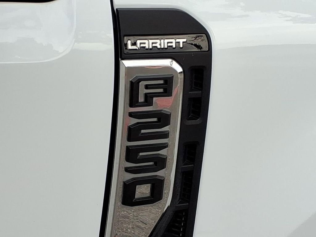 Certified 2023 Ford F250 Lariat w/ Lariat Ultimate Package image 8