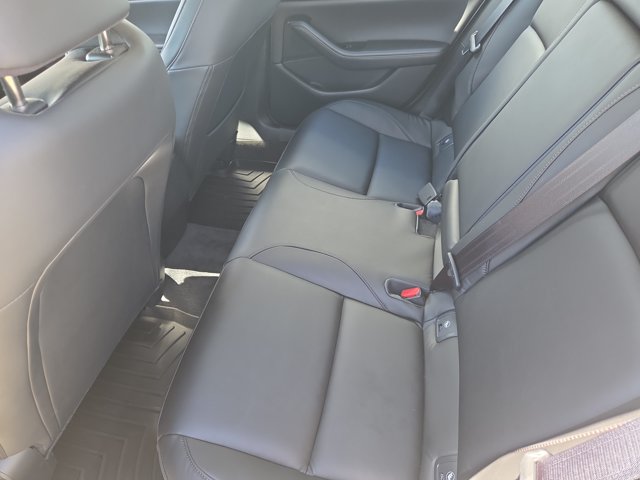 Used 2025 MAZDA MAZDA3 s FWD image 13