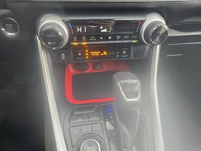 Used 2020 Toyota RAV4 TRD Off-Road w/ TRD Off-Road Weather Package image 30