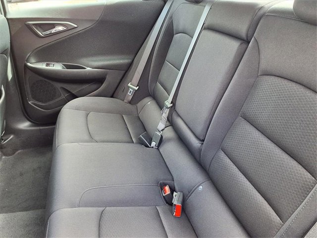 Used 2024 Chevrolet Malibu LT w/ Sport Edition image 11