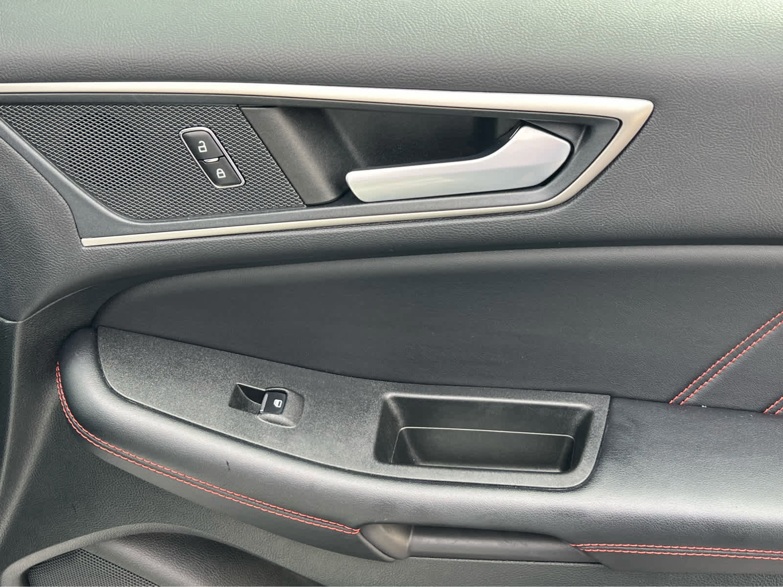 Certified 2023 Ford Edge ST-Line AWD/4WD image 18