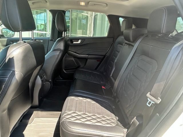 Certified 2023 Ford Escape Platinum w/ Premium Technology Package AWD/4WD image 17
