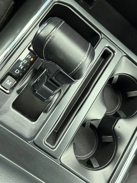 Certified 2022 Ford F150 XLT w/ Equipment Group 302A High image 14